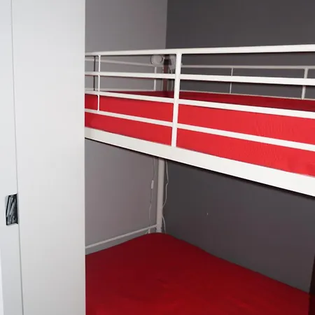 Lumineux Et Confortable Centre 公寓 *